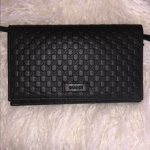 Gucci Microguccissima Crossbody Wallet 466507